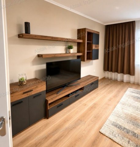 Eladó panellakás, Kecskeméten 44.9 M Ft, 2 szobás