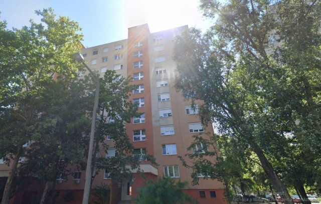 Eladó panellakás, Kecskeméten 42.9 M Ft, 2 szobás