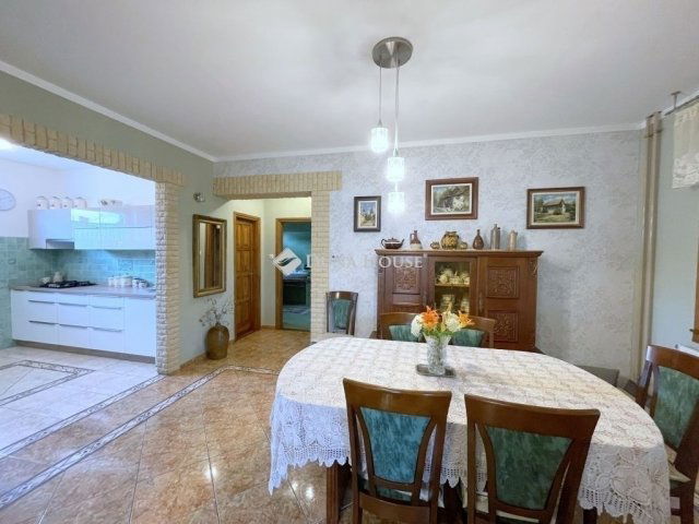 Eladó családi ház, Lajosmizsén 69.9 M Ft, 5 szobás