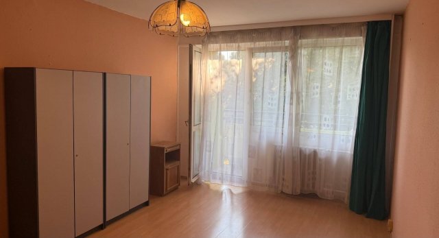 Eladó panellakás, Tatabányán 30.9 M Ft, 1 szobás
