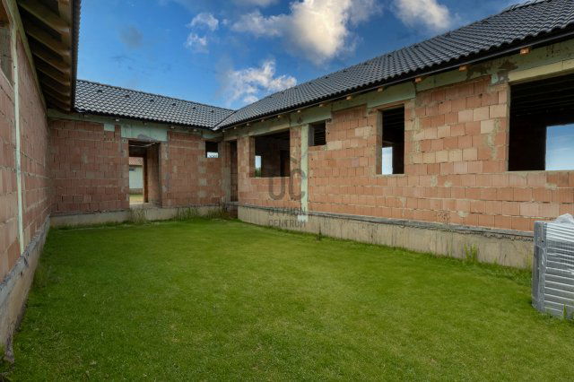 Eladó ikerház, Lovasberényben 92 M Ft, 5 szobás