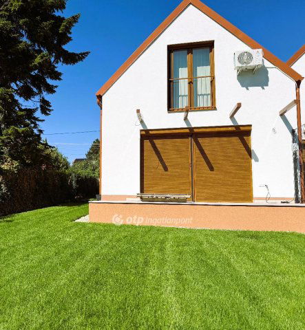 Eladó nyaraló, Alsóörsön 105.9 M Ft, 4 szobás