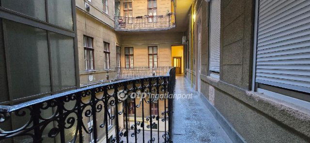 Eladó téglalakás, Budapesten, VII. kerületben 104.9 M Ft