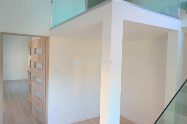 Eladó családi ház, Budapesten, XX. kerületben 50 M Ft, 2 szobás