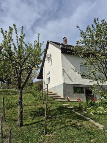 Eladó családi ház, Somoskőújfalun 28 M Ft, 2 szobás