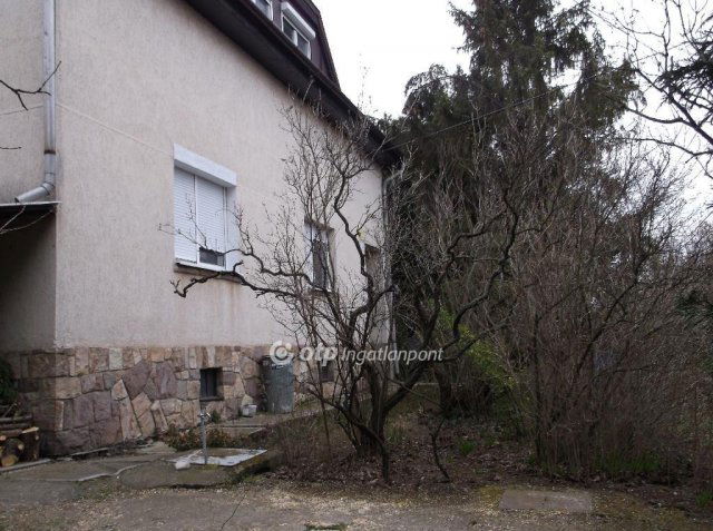 Eladó családi ház, Gyöngyösön 190 M Ft, 3+2 szobás