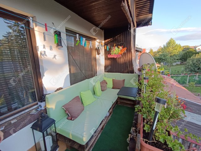 Eladó családi ház, Sopronban 120 M Ft, 7 szobás