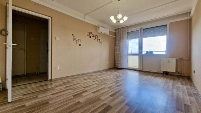 Eladó téglalakás, Tiszaújvárosban 19.5 M Ft, 1+1 szobás