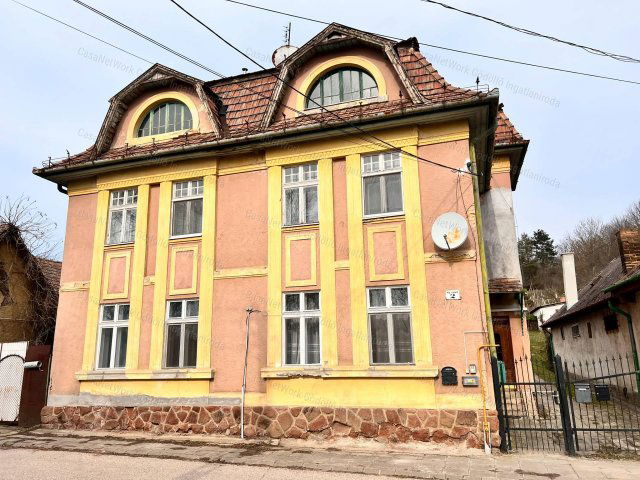 Eladó téglalakás, Gödöllőn 73 M Ft, 2 szobás