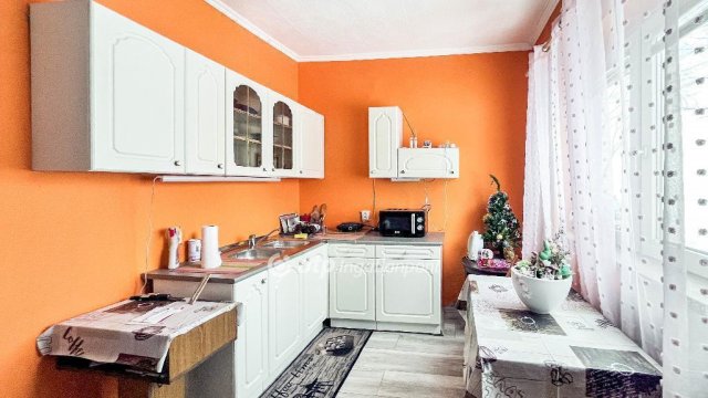 Eladó családi ház, Tényőn 34.8 M Ft, 3 szobás