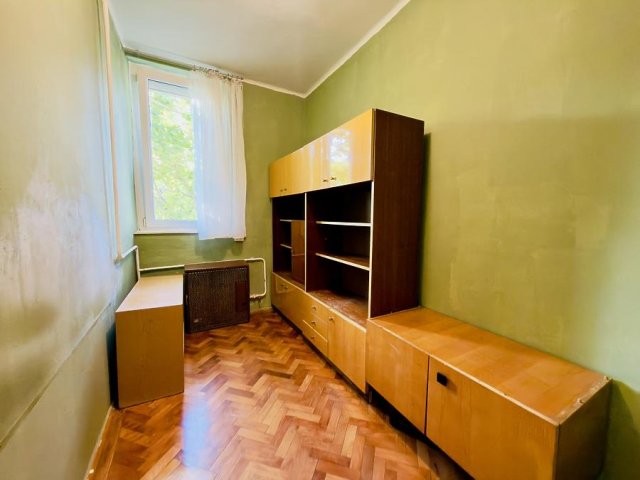 Eladó panellakás, Vácon 53 M Ft, 1+2 szobás