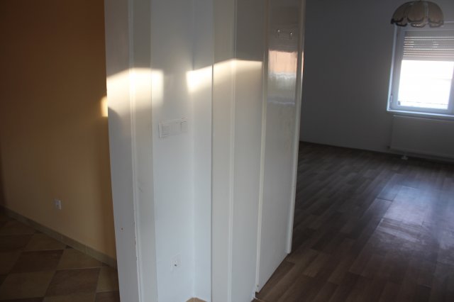 Eladó családi ház, Csornán 49 M Ft, 2 szobás