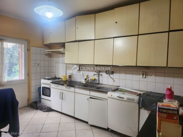 Eladó családi ház, Berhidán 34 M Ft, 3 szobás