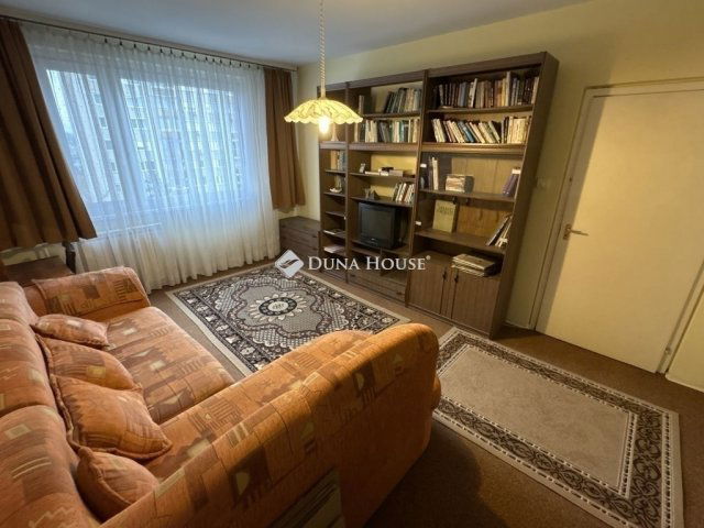 Eladó panellakás, Dunakeszin 73.5 M Ft, 3 szobás