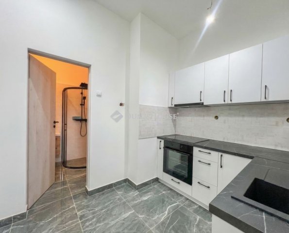 Eladó téglalakás, Budapesten, X. kerületben 47.5 M Ft, 1 szobás