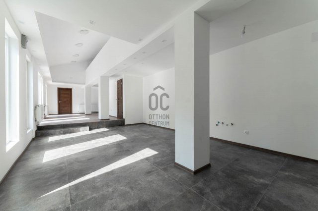 Eladó családi ház, Székesfehérvárott 89.9 M Ft, 5 szobás
