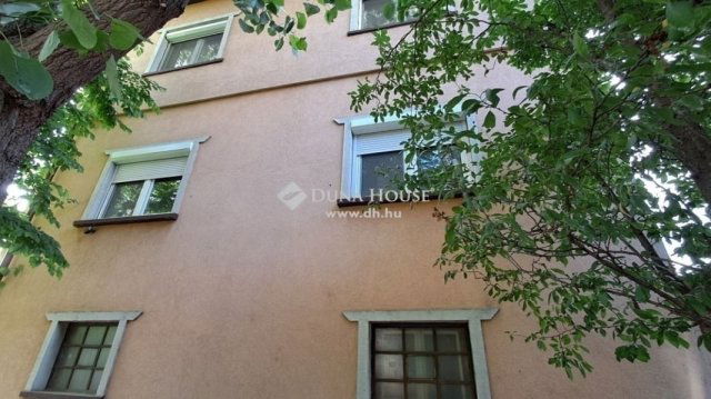 Eladó családi ház, Kecskeméten 69.9 M Ft, 6 szobás