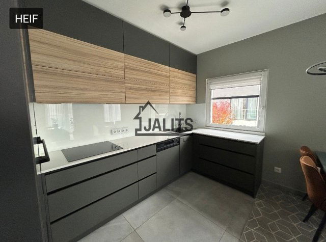 Kiadó téglalakás, albérlet, III. kerületben, Szent István utcában