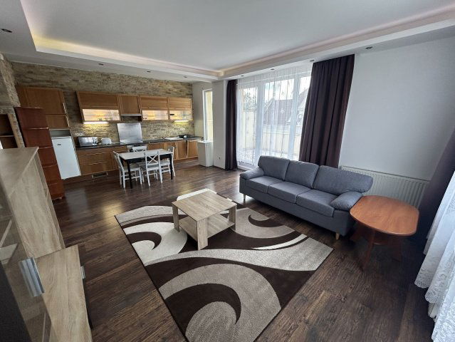 Kiadó téglalakás, albérlet, Debrecenben 300 E Ft / hó, 3 szobás