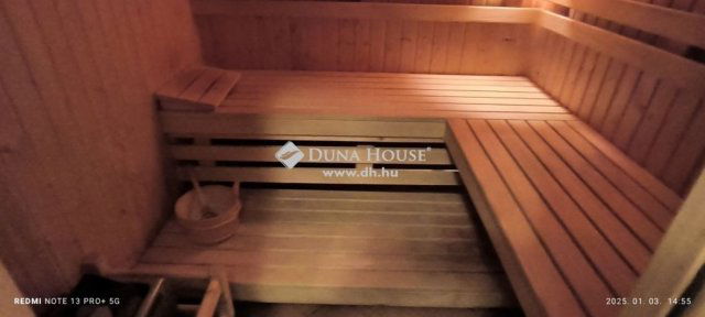 Eladó családi ház, Szentendrén 280 M Ft, 4 szobás