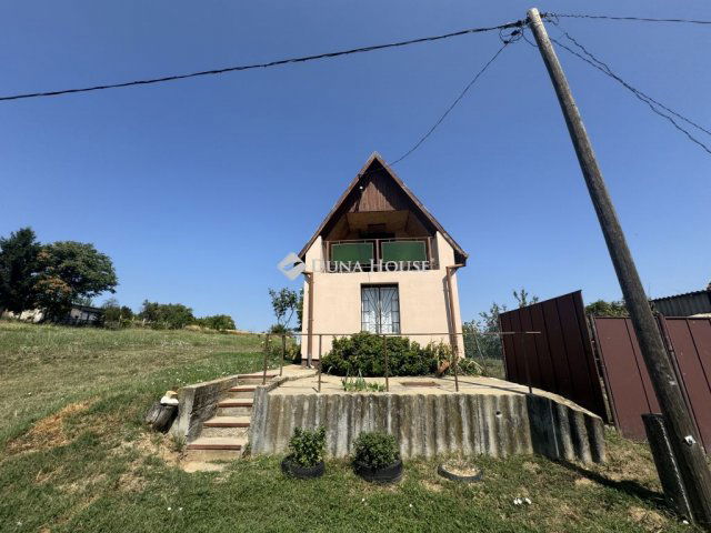 Eladó családi ház, Gyódon 14.99 M Ft, 2 szobás