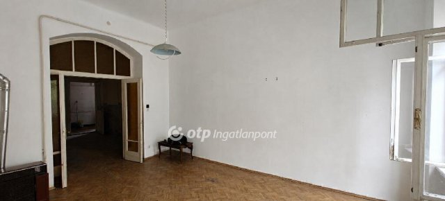 Eladó téglalakás, Budapesten, VIII. kerületben 59.9 M Ft