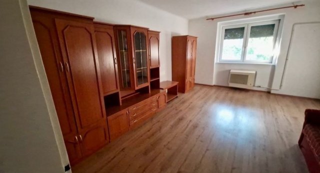 Kiadó téglalakás, albérlet, IX. kerületben, Hentes utcában