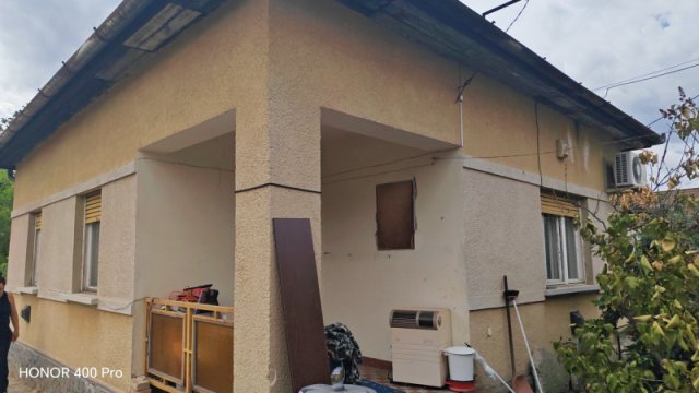 Eladó családi ház, Üllőn 85 M Ft, 2 szobás