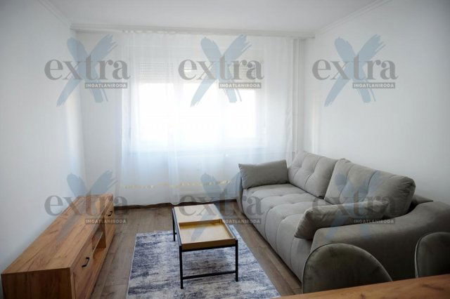 Kiadó panellakás, albérlet, Szegeden 190 E Ft / hó, 2 szobás