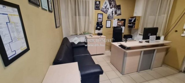 Eladó családi ház, Budapesten, XVIII. kerületben 330 M Ft