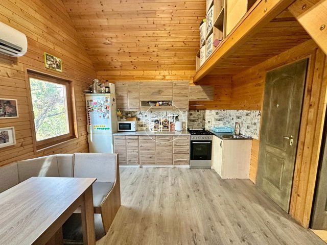 Eladó családi ház, Sándorfalván 47.99 M Ft, 2+1 szobás