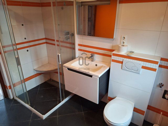 Eladó iroda, Budapesten, XVII. kerületben 61.9 M Ft