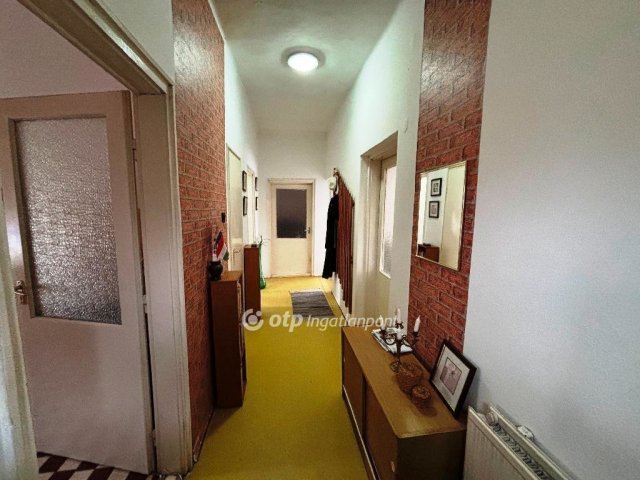 Eladó családi ház, Érden 93.5 M Ft, 3 szobás