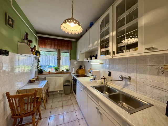 Eladó sorház, Keszthelyen 98.5 M Ft, 3+1 szobás