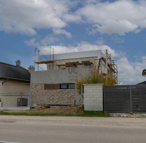 Eladó családi ház, Székesfehérvárott 166.5 M Ft, 5 szobás