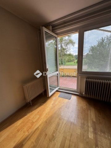 Eladó panellakás, Berhidán 35.99 M Ft, 2 szobás