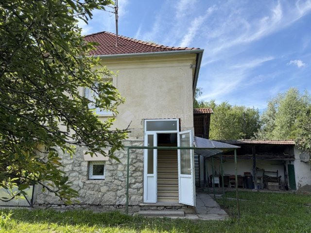 Eladó családi ház, Csatkán 49.5 M Ft, 3 szobás