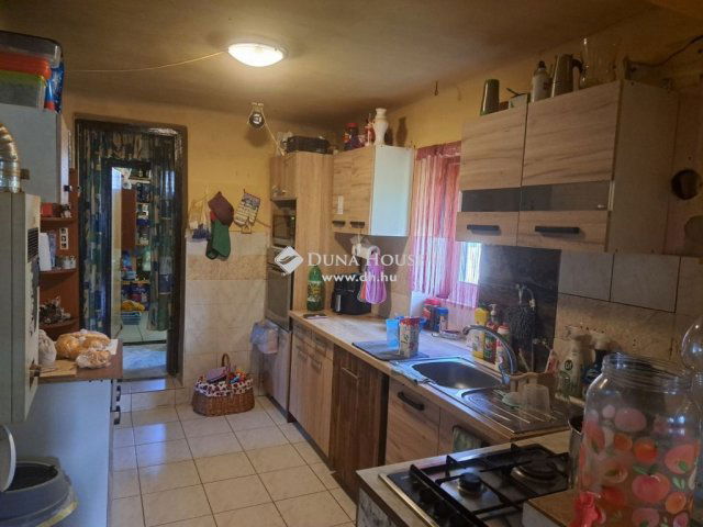 Eladó családi ház, Gyömrőn 61.99 M Ft, 3 szobás
