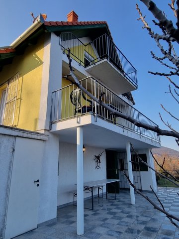 Eladó nyaraló, Balatongyörökön 107.8 M Ft, 3 szobás