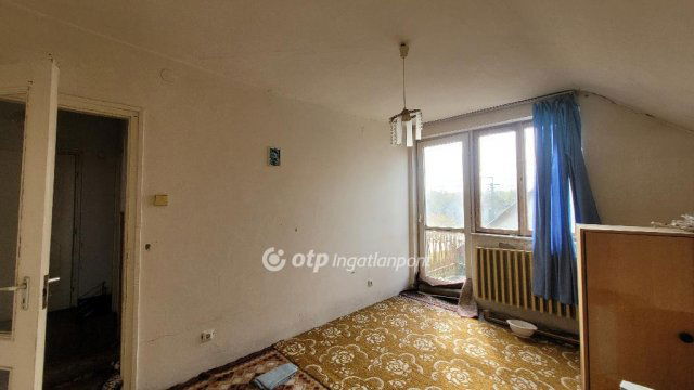 Eladó családi ház, Jászberényben 42.5 M Ft, 4 szobás