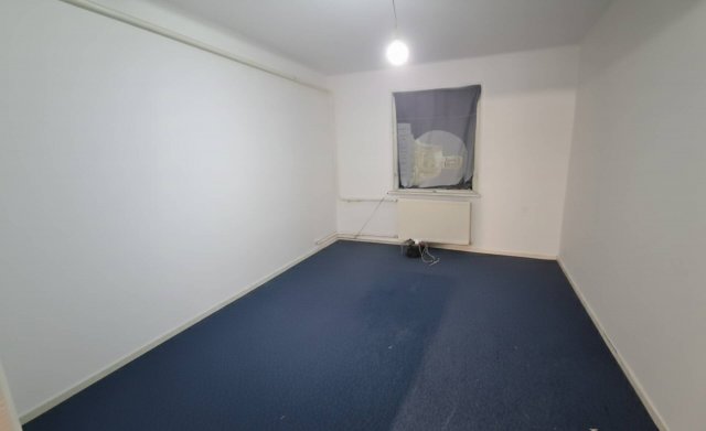 Eladó családi ház, Szigetszentmiklóson 69.9 M Ft, 3 szobás