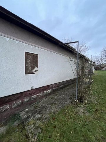 Eladó családi ház, Papkeszin 21.9 M Ft, 1+1 szobás