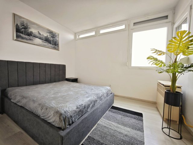 Kiadó téglalakás, albérlet, Szegeden 180 E Ft / hó, 2 szobás