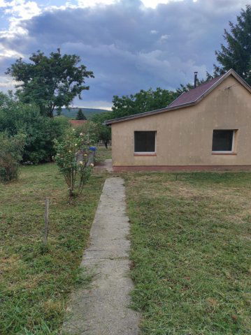Eladó telek, Balatonfűzfőn 42.5 M Ft / költözzbe.hu