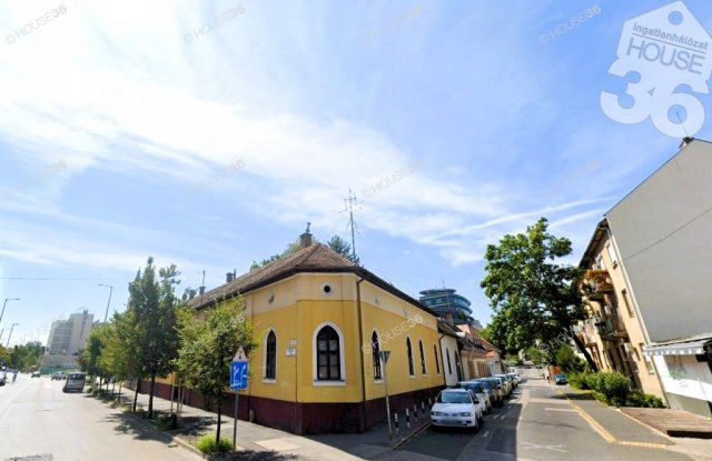 Eladó családi ház, Kecskeméten 99 M Ft, 3 szobás