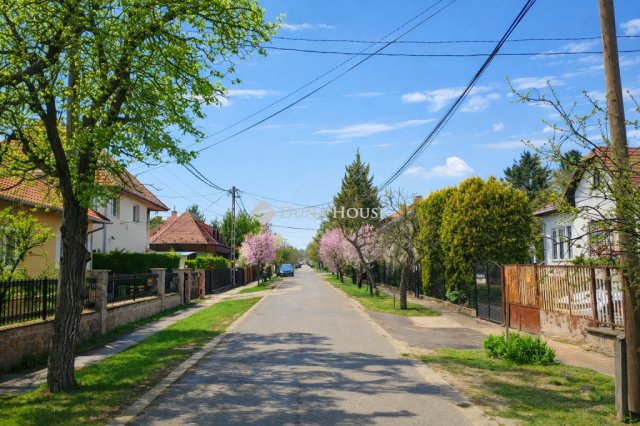 Eladó családi ház, Budapesten, XVI. kerületben 155 M Ft