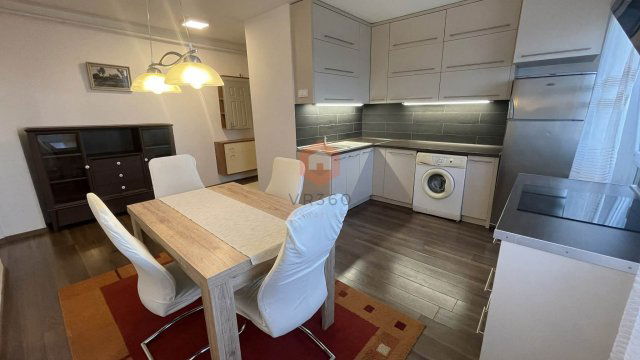 Eladó panellakás, Pécsett, Malomvölgyi úton 53 M Ft, 2 szobás