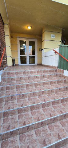 Eladó téglalakás, Cserkeszőlőn 37 M Ft, 1 szobás