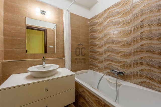 Eladó téglalakás, Budapesten, III. kerületben 84 M Ft, 1 szobás