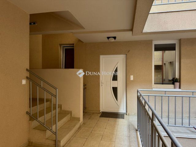 Eladó téglalakás, Budapesten, VIII. kerületben 87.5 M Ft